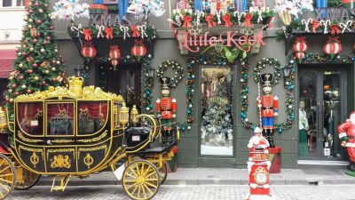 little kook athens greece christmas